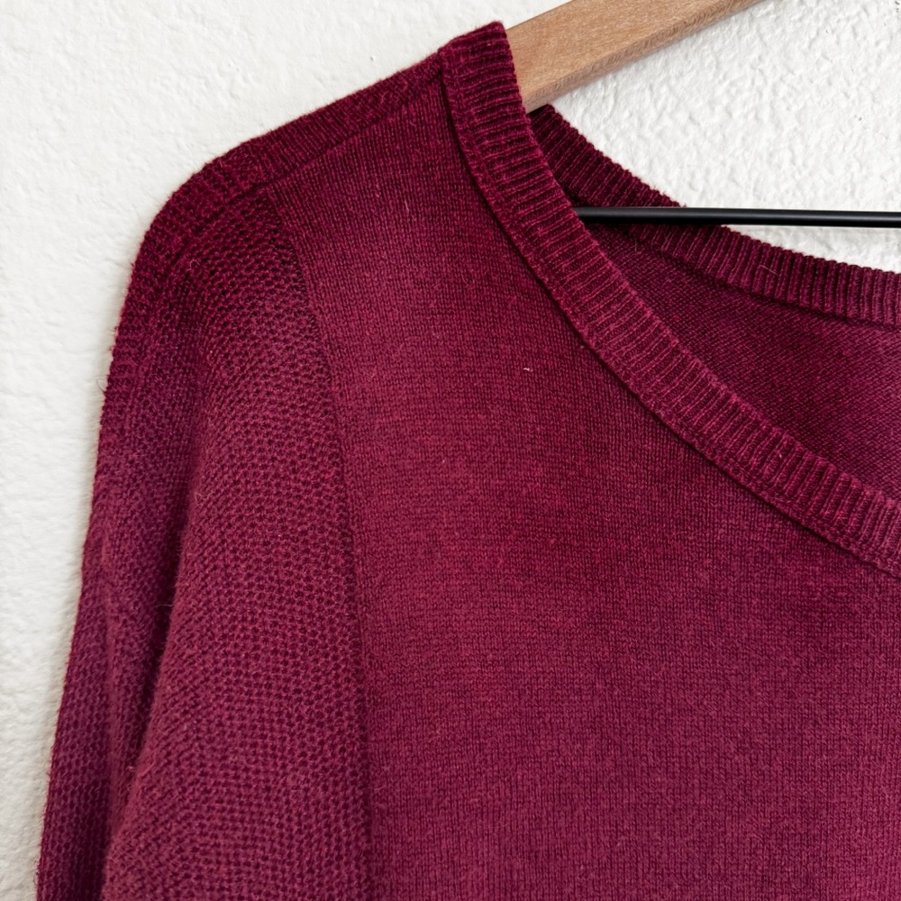AEO | burgundy sweater